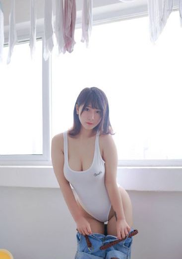 女生吃鸡鸡